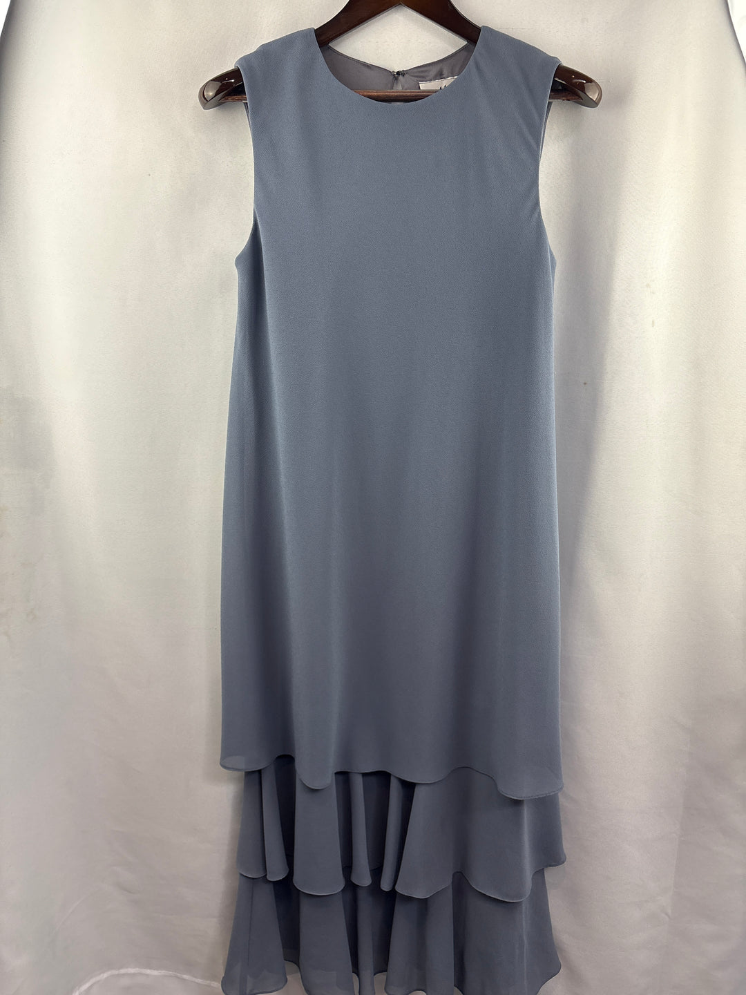 Women’s Cattiva Size 10 Misty Gray Dress w/ Shawl