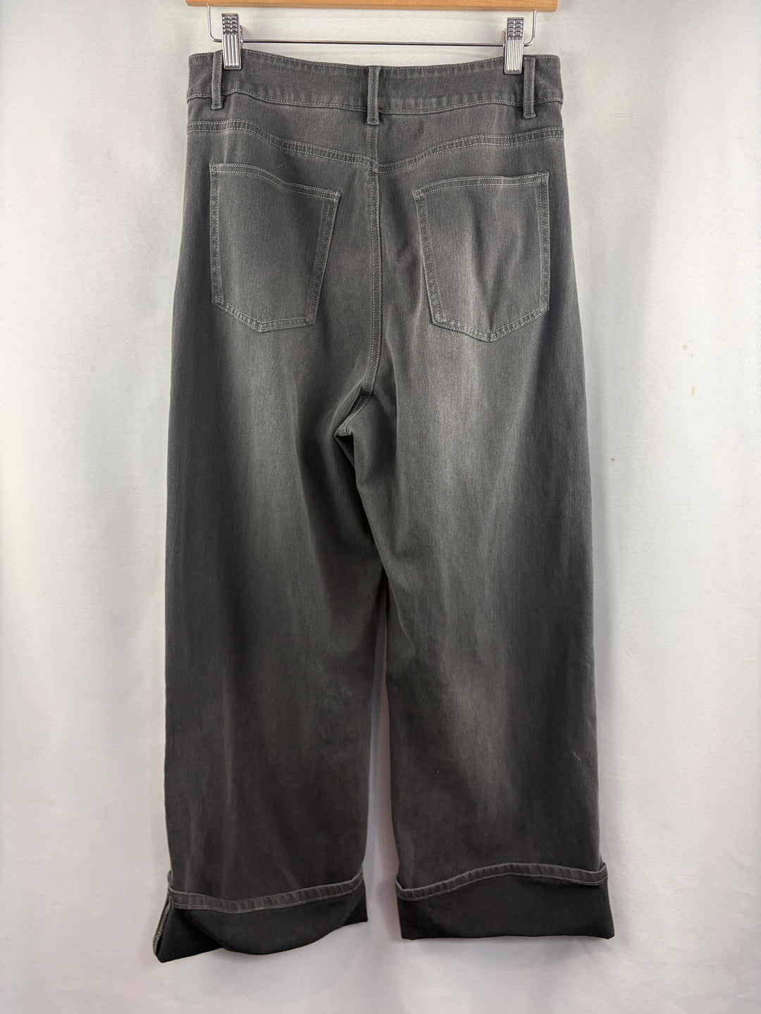 Women’s Halara Medium Charcoal Gray Baggy Jeans