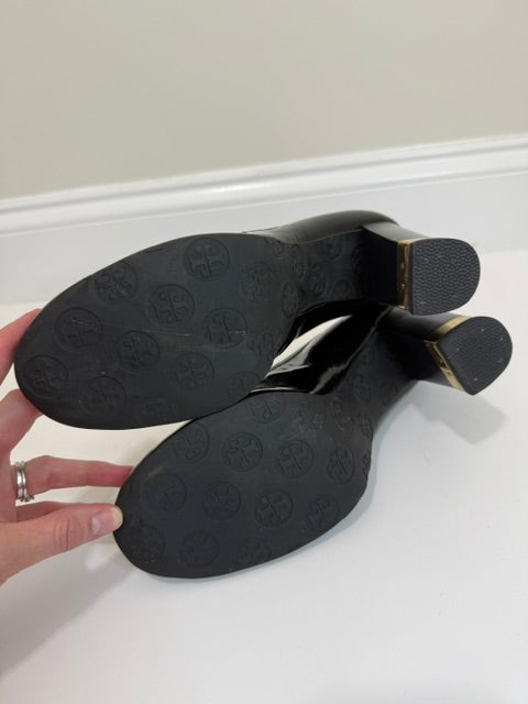 Tory Burch Maddie Patent Leather Pumps Gold Logo Sz 9.5