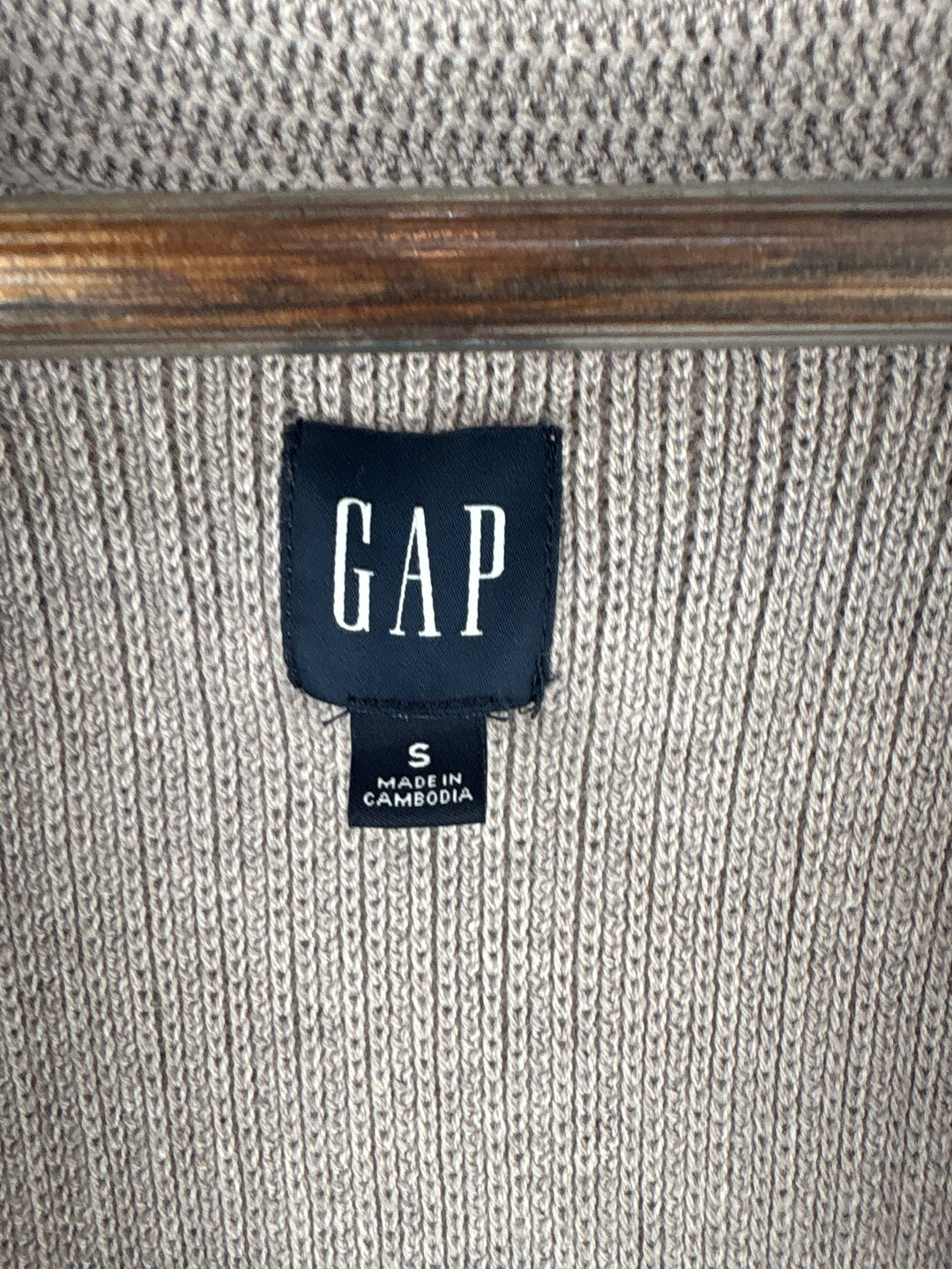 Women’s GAP Small Mauvish Gray Knit Cardigan