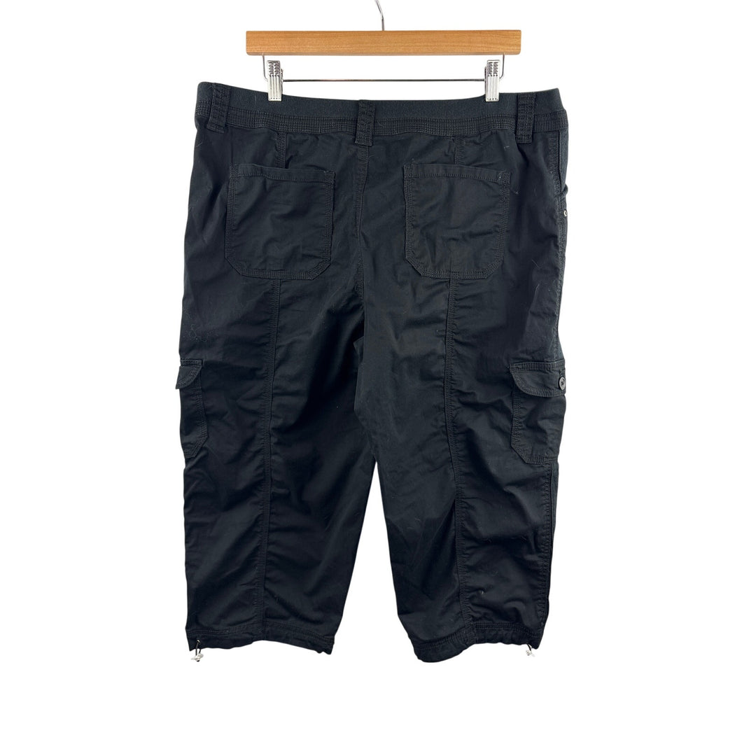 Women’s Style & Co Size 16 Black Cargo Capris