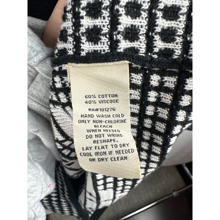 Women’s eci Medium Black Knit Sweater Dress w/ White Abstract Pattern
