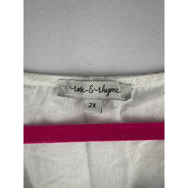 Rose & Thyme Womens 2X Sleeveless White Top With Blue Embroidered Front Detail