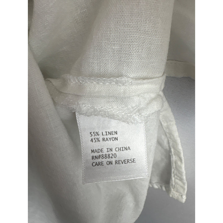 Rose & Thyme Womens 2X Sleeveless White Top With Blue Embroidered Front Detail