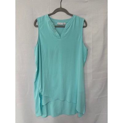 Woman’s Susan Graver Size 16 Teal Tank Blouse.