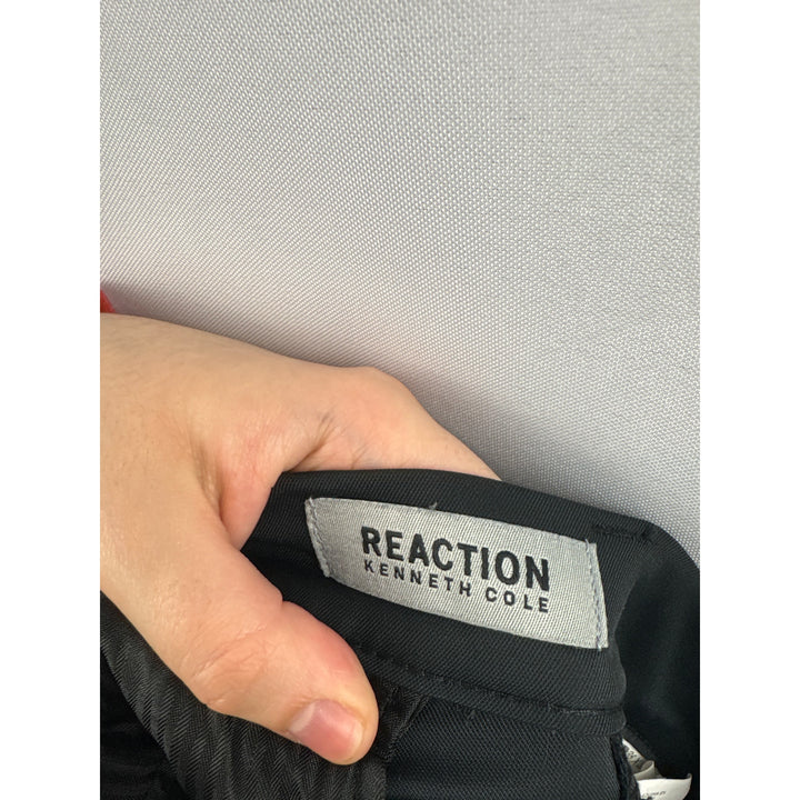 Men’s Reaction Kennet Cole Size 38/32 Black Slacks