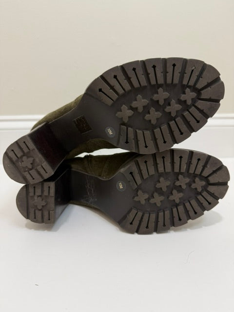 Tory Burch Sofia Lug Sole Suede Booties Dark Boxwood Green Sz10