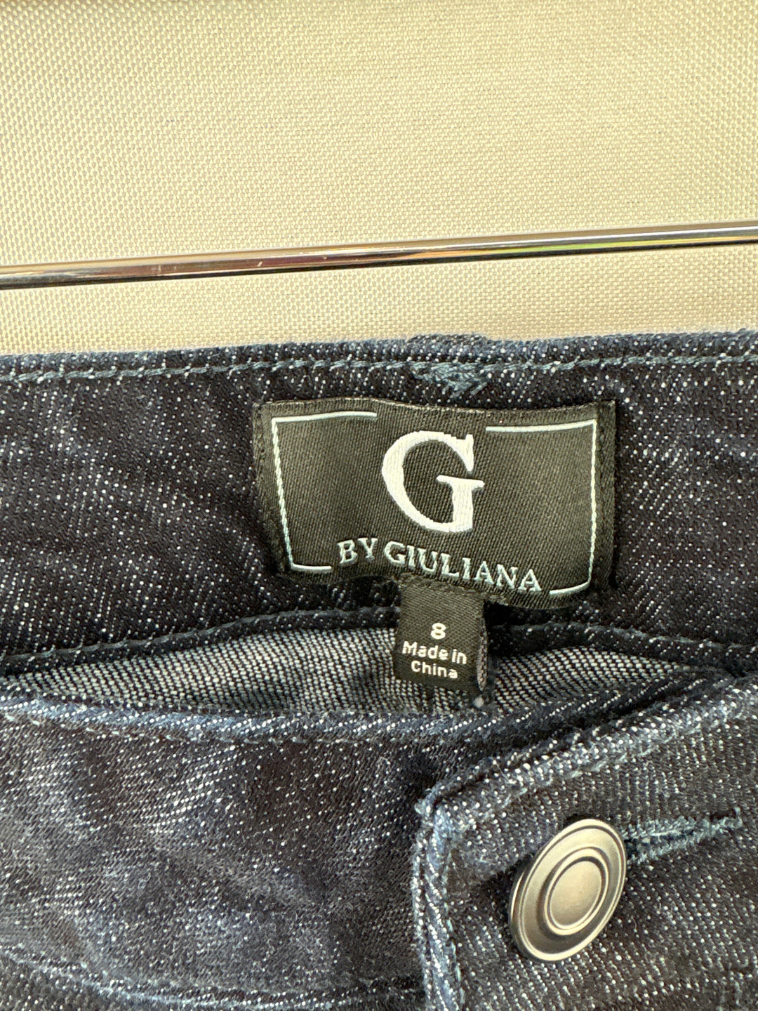 Women’s G by Giuliana Size 8 Dark Wash Straight Leg Jeans
