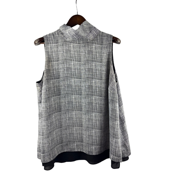 Women’s Alfani Size 18 Black & White Sleeveless Turtleneck Blouse