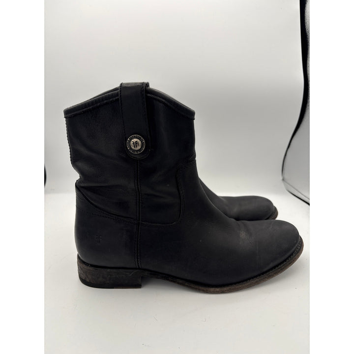 Women’s Frye Size 8 Soft Leather Black Cowboy Style Ankle Boots