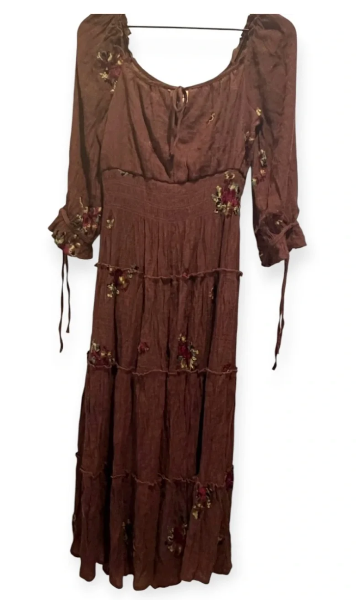 Fig and Flower Dusty Rose Embroidered Floral Boho Maxi Dress Small