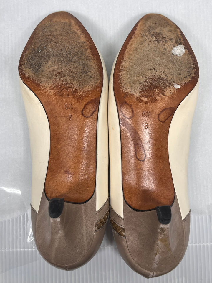 Amalfi Italian Leather Cream and Tan Pumps with Snakeskin Design Size 6.5
