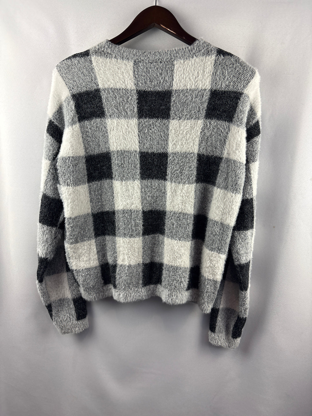 Women’s Bobeau Small White &amp; Gray Plaid Sweater
