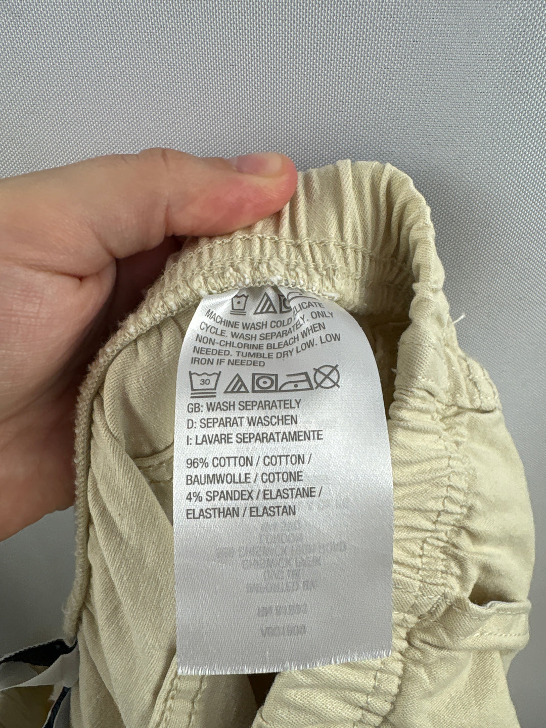 Women’s D&amp;Co XL Khaki Capri Pants