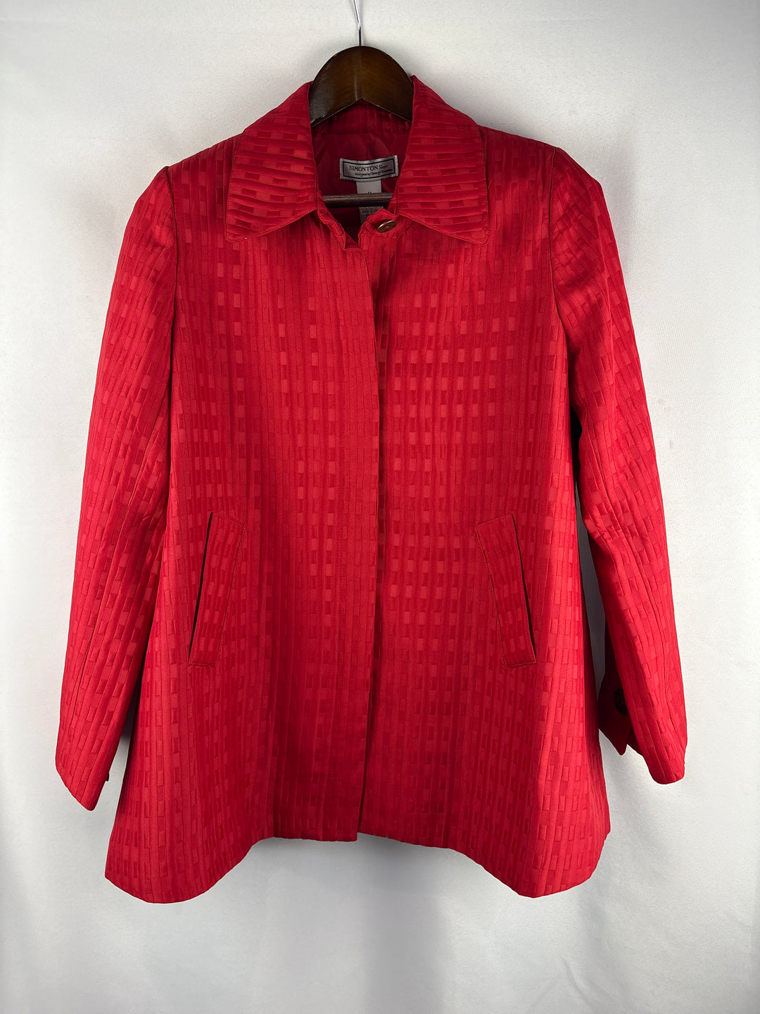 Women’s Simonton Says Medium Bright Red Overcoat