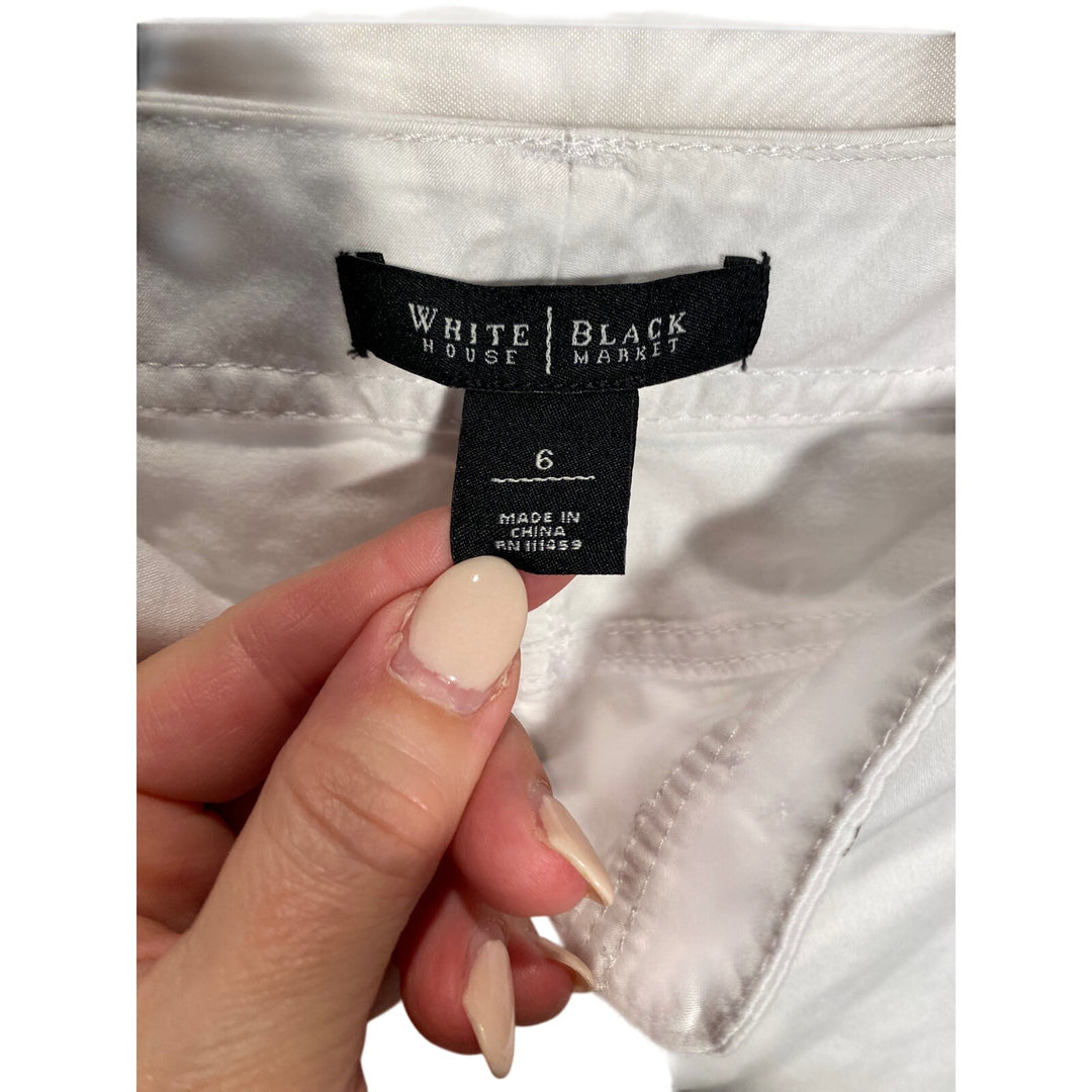 White House Black Market Women's White Cargo Style Pants Size 6