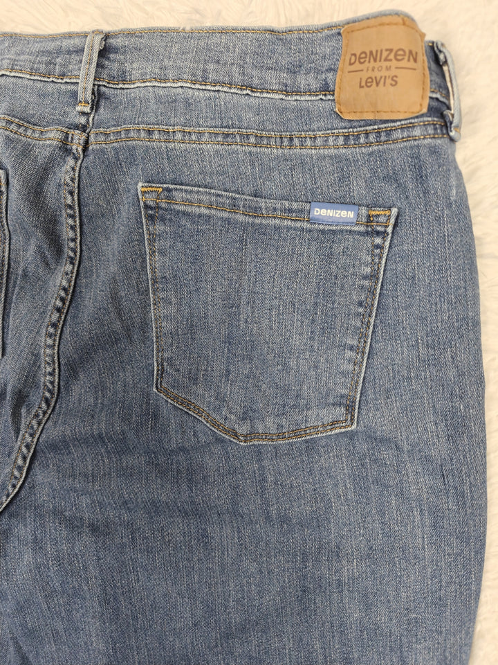 Womens Denizen From Levis High Rise Straight Leg Jeans Blue Size 34x32
