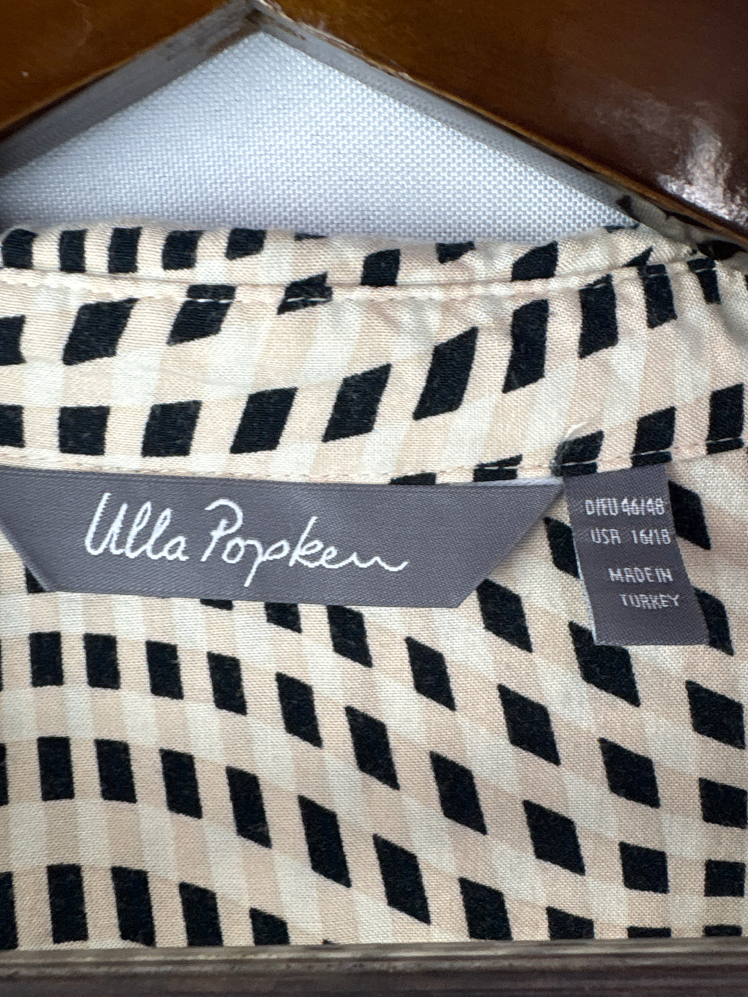 Women’s Ulla Popken Size 16/18 Cream Beige Black Patterned Blouse