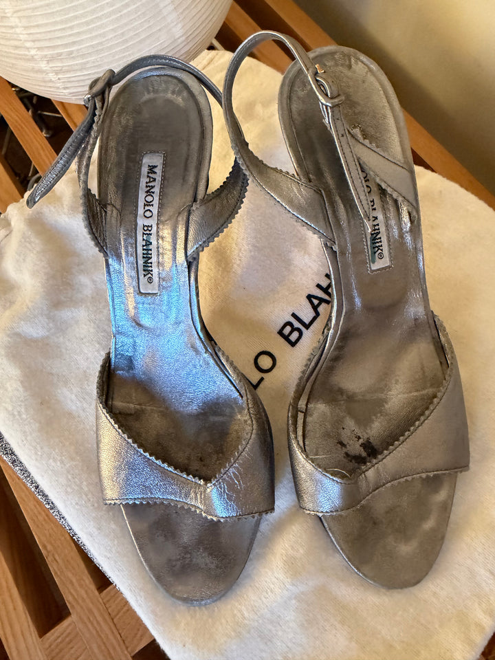 Vintage Manolo Blahnik Metallic Silver Slingback Heels 37