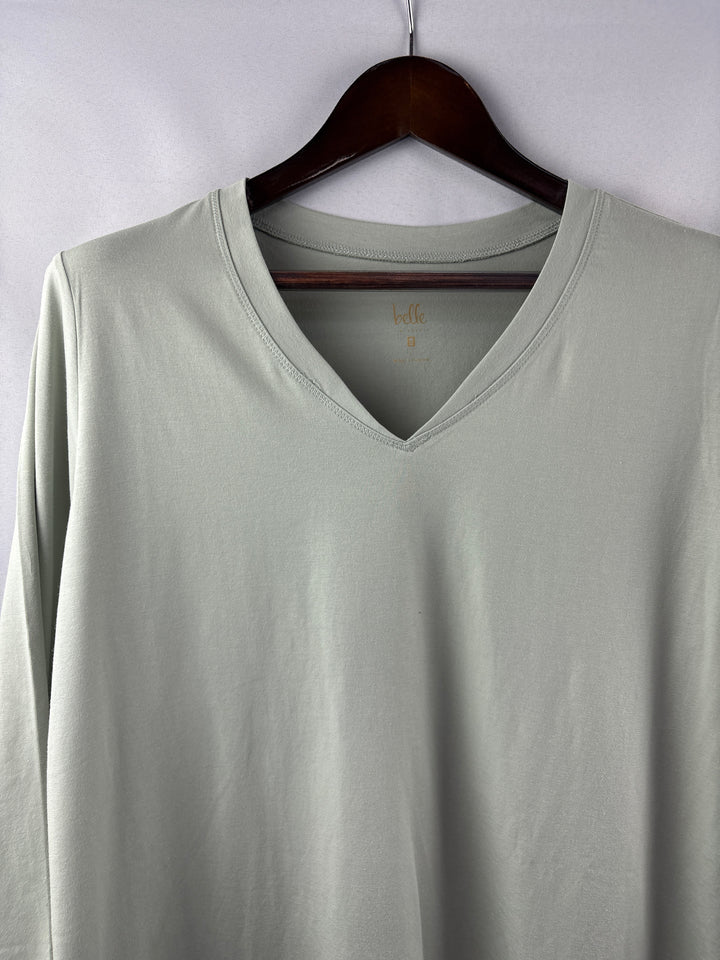 Women’s Belle Kim Gravel Large Pale Grayish Green V-Neck Shirt