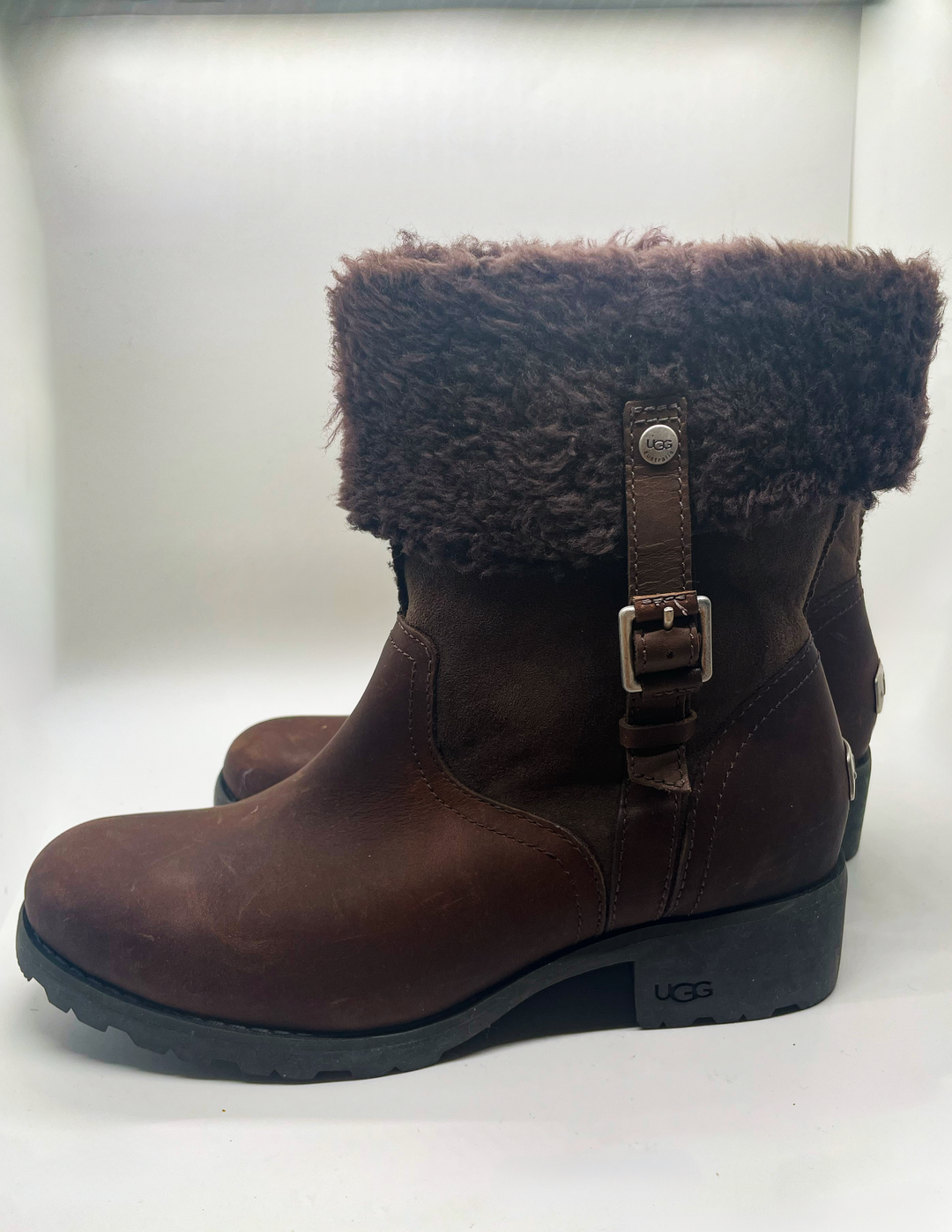 UGG Bellevue 1914 Brown leather Boots Womens US 8 Discontinued Shearling Heel Foldover
