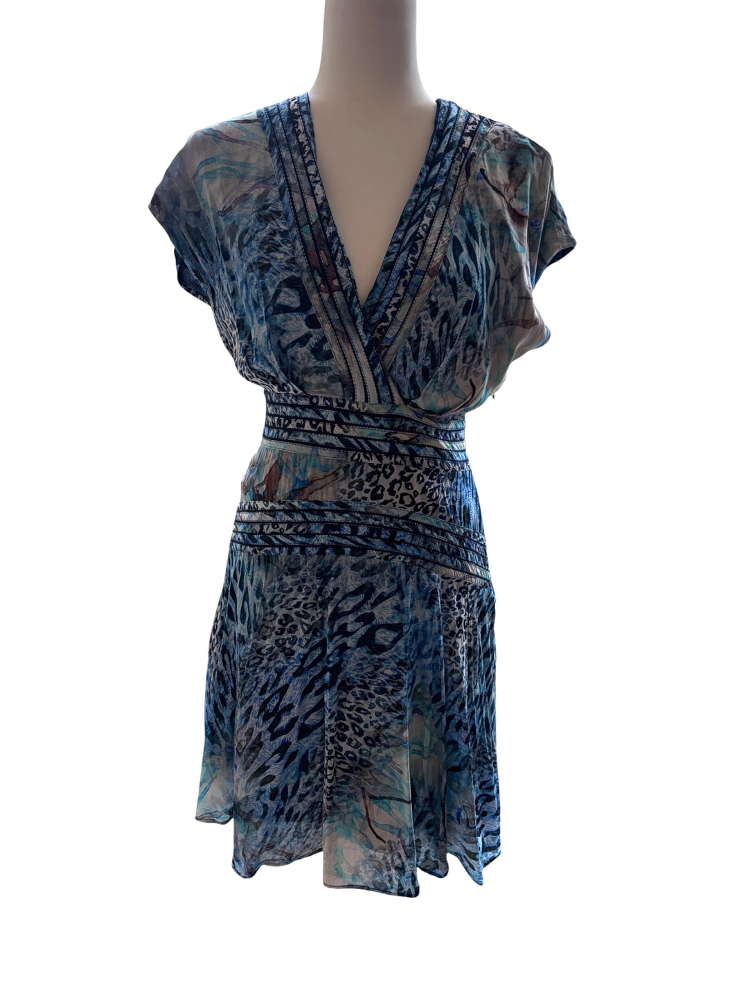 Marciano by GUESS Rose Romance Feminine Animal Motif Blue mini flared v-neck women's dress, size 2