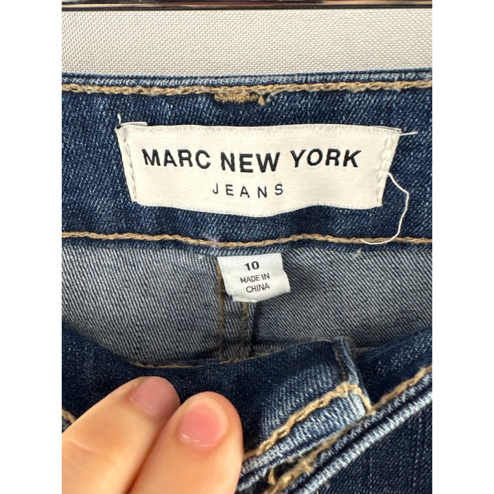Women’s Marc New York Size 10 Two Toned Blue Wode Leg Jeans