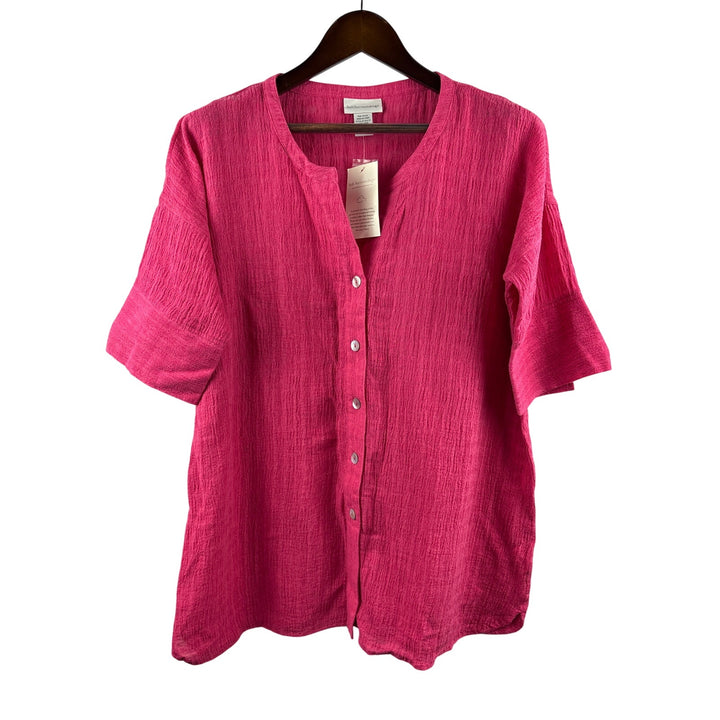 Women’s Soft Surroundings Petite Medium Hot Pink Button Up Shirt