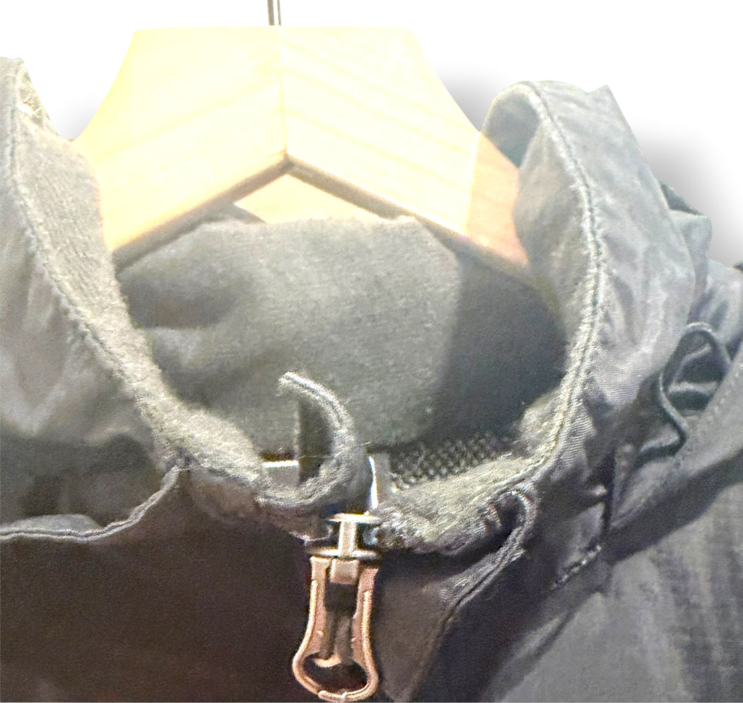 The North Face Women’s Black HyVent Hooded Rain Jacket Windbreaker Size M