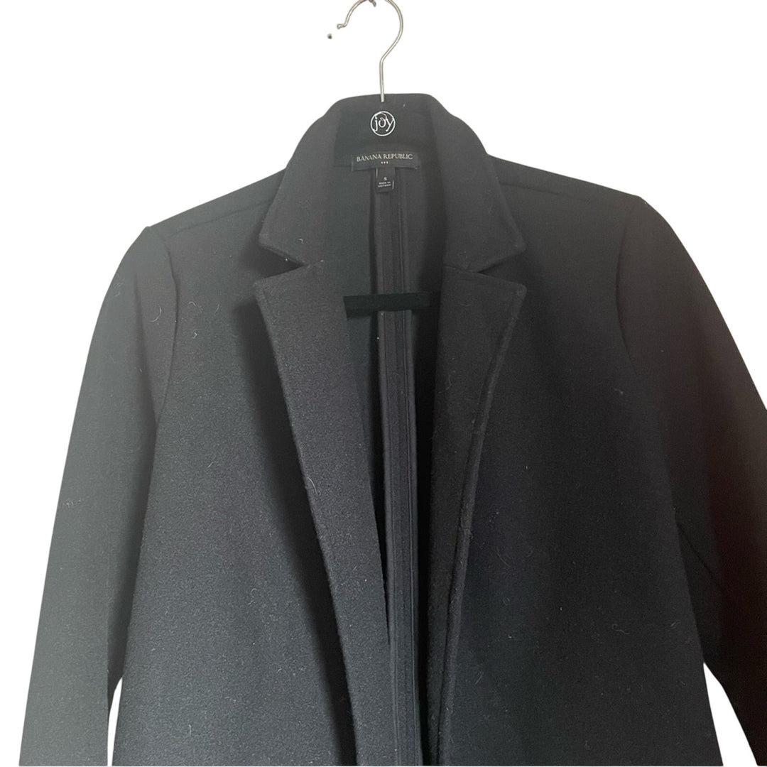 Banana Republic Chic Minimalist Black Pea Coat size Small Capsule Wardrobe