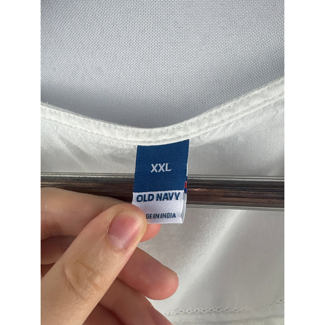 Women’s Old Navy XXL White Short Sleeve Button Up Blouse