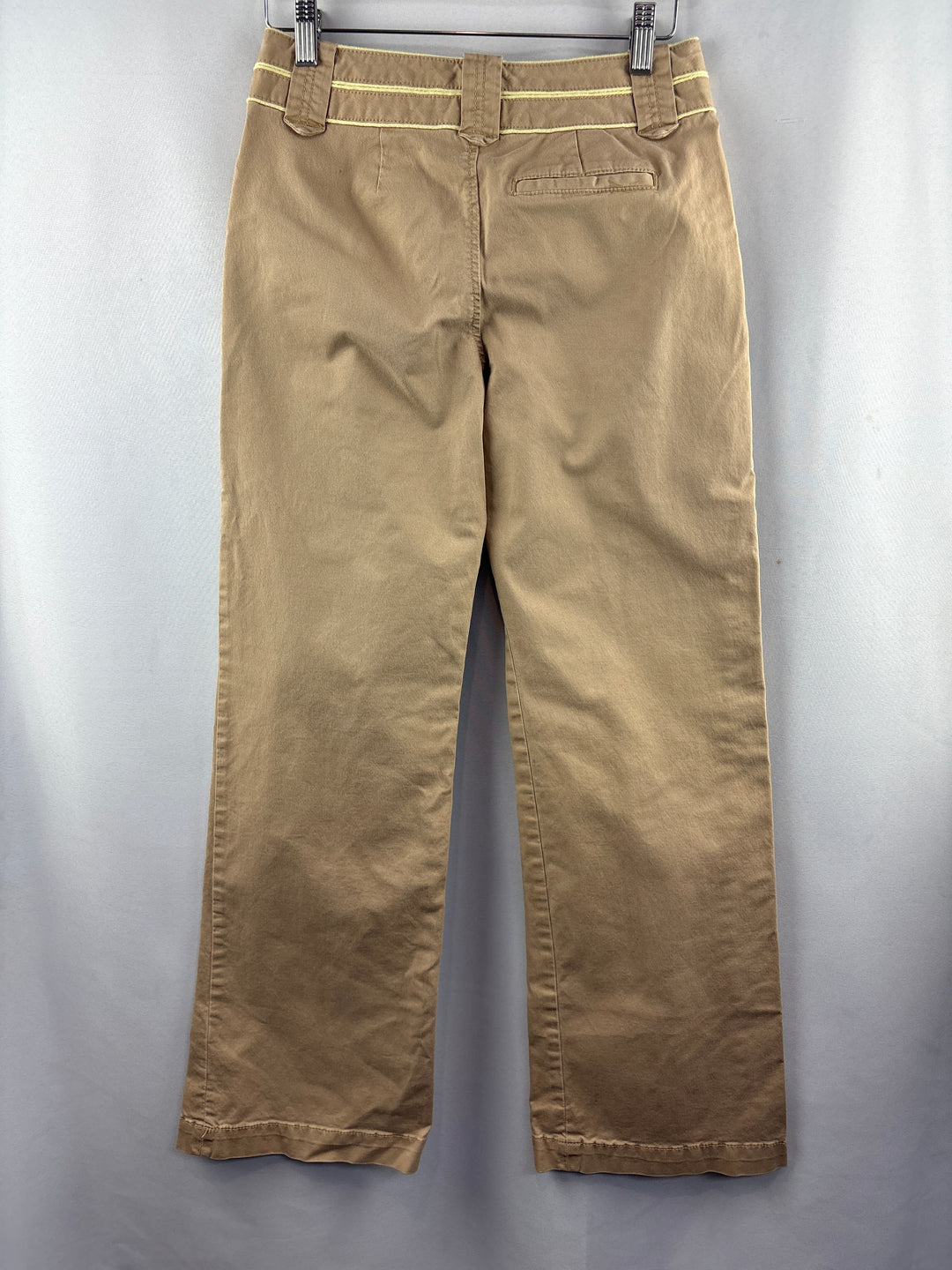 Women’s GAP Size 1 Khaki Pants w/ Yellow Accents
