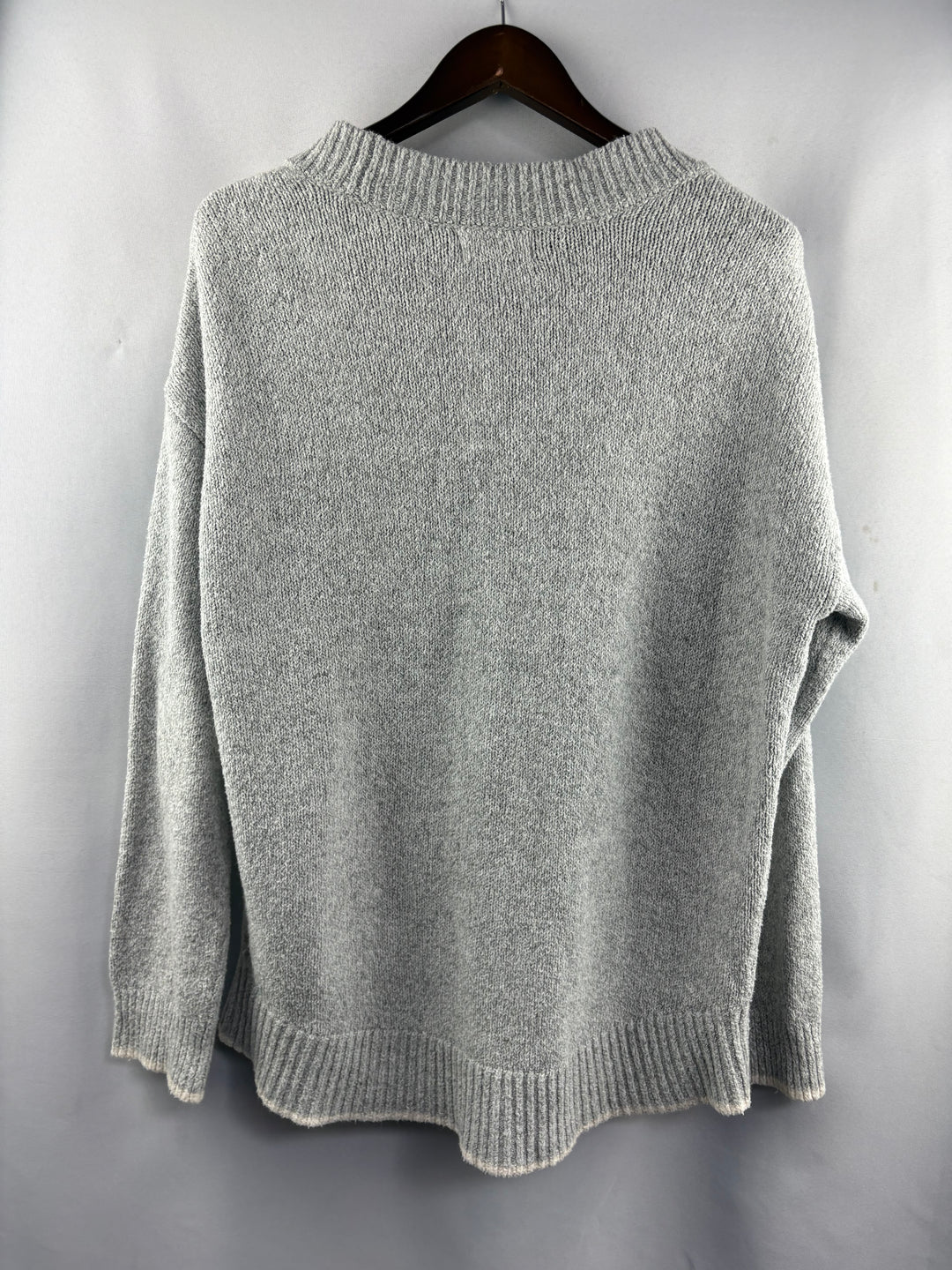 Women’s Old Navy Small Tall Light Gray Cardigan w/ White Heart