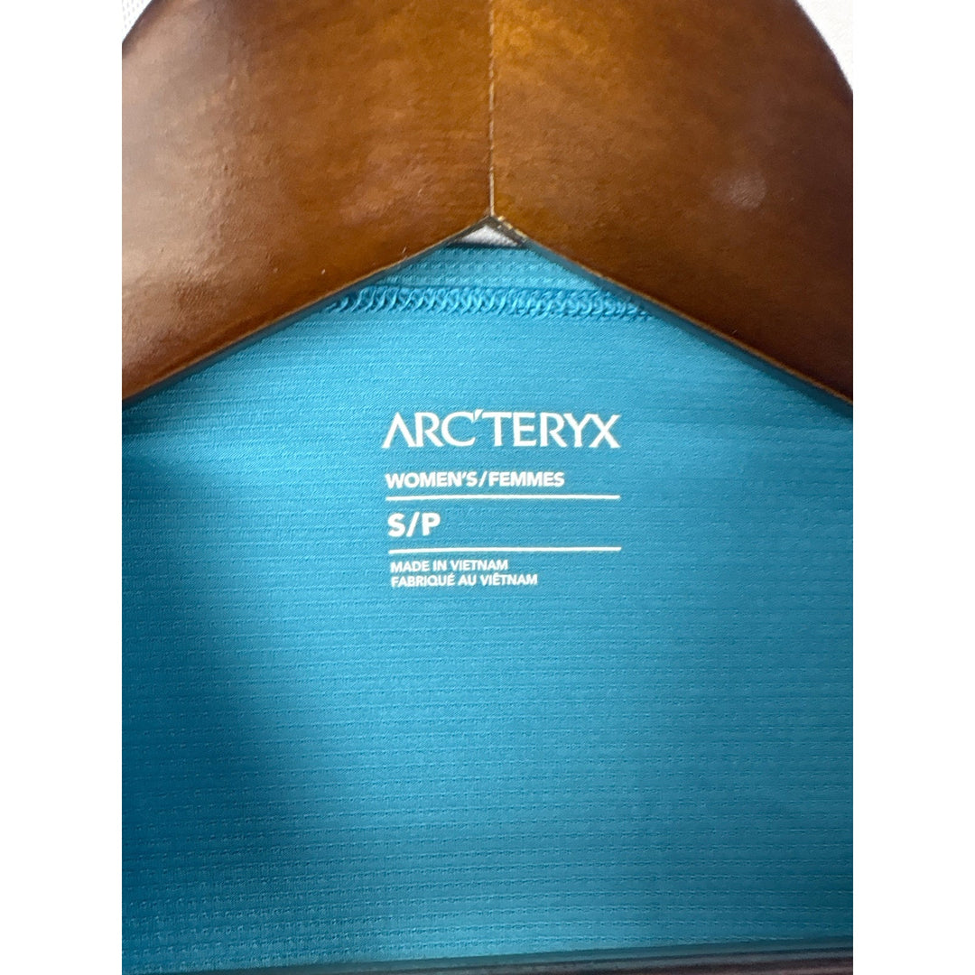 Arcteryx Women Grayish Blue Athletic Tee Small Stretch Fit