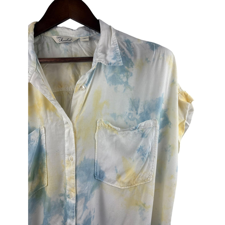 Women’s Caffé Marrahesh Size 1X White, Yellow, & Blue Tie-Dyed Blouse