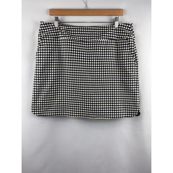 Women’s S.C. & Co. Size 14 Black & White Gingham Mini Skort