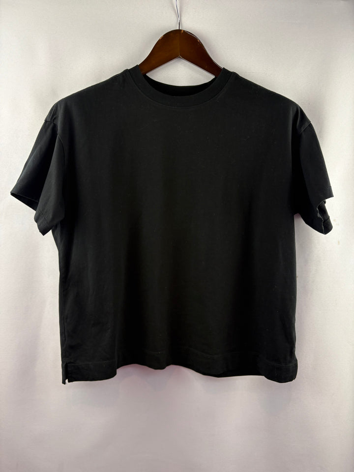 Women’s Old Navy Medium Black T-Shirt