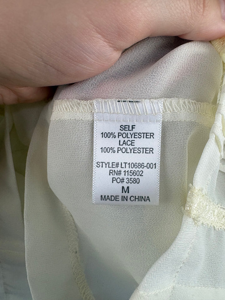 Women’s Lush Medium Cream 3/4 Sleeve Peasant Blouse