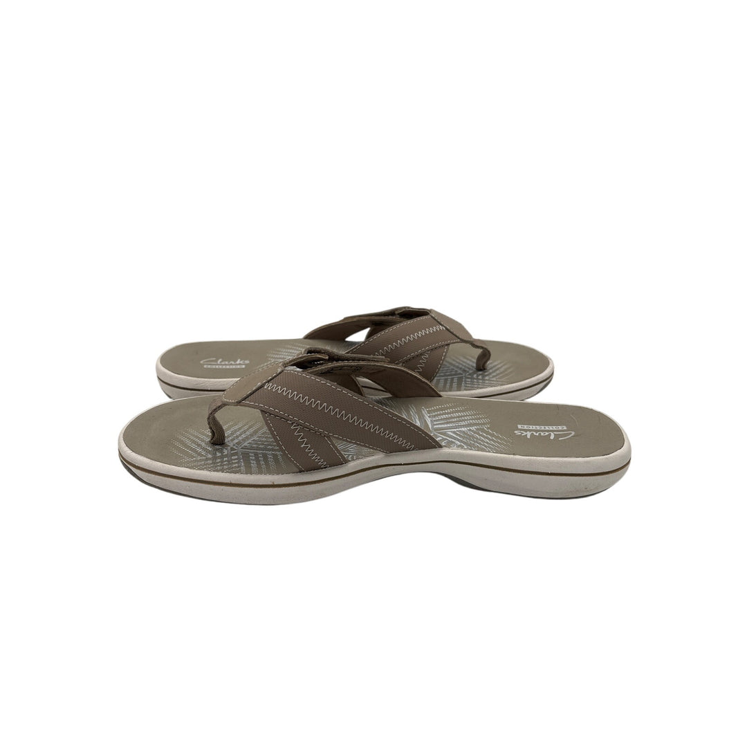 Women’s Clark’s Size 8 Greige Thong Sandals