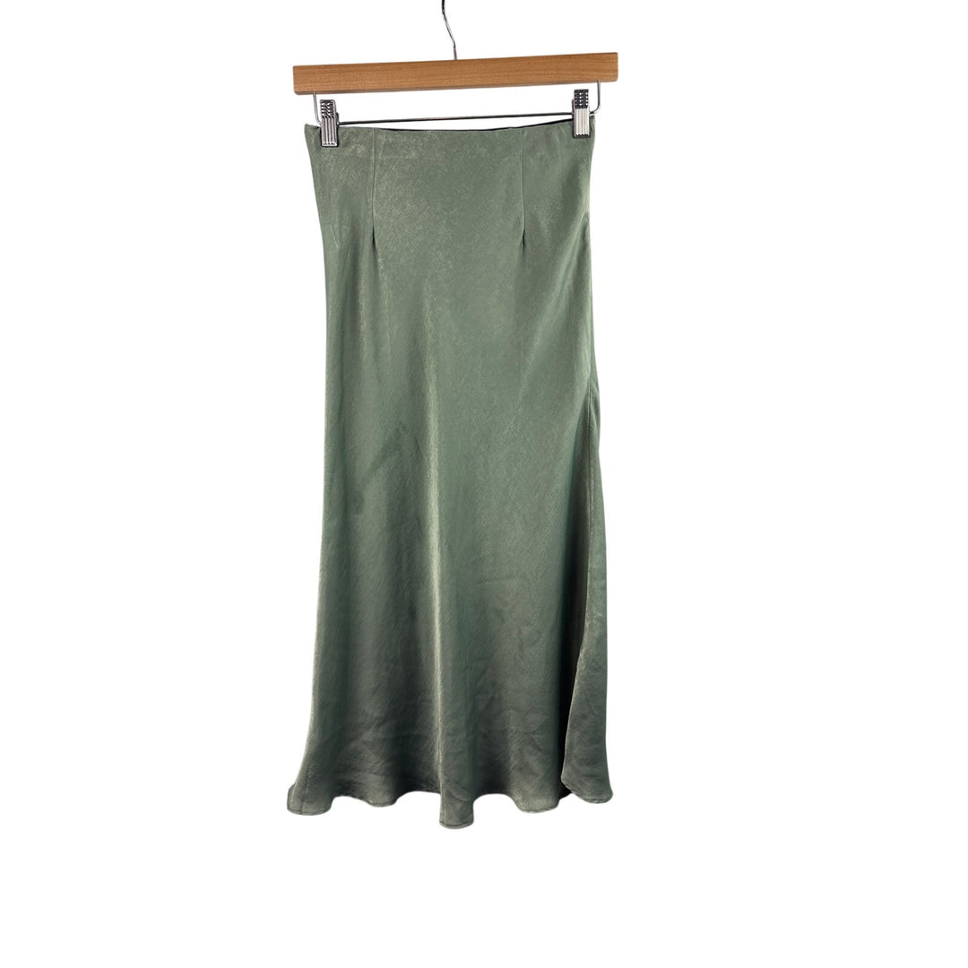 Women’s Nasty Gal Size 4 Sage Green Satin Midi Skirt