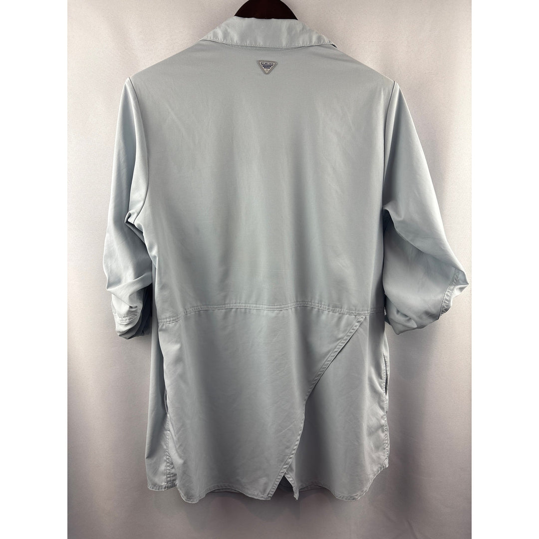 Women’s Columbia Large Light Blue Gray Button Up Shirt