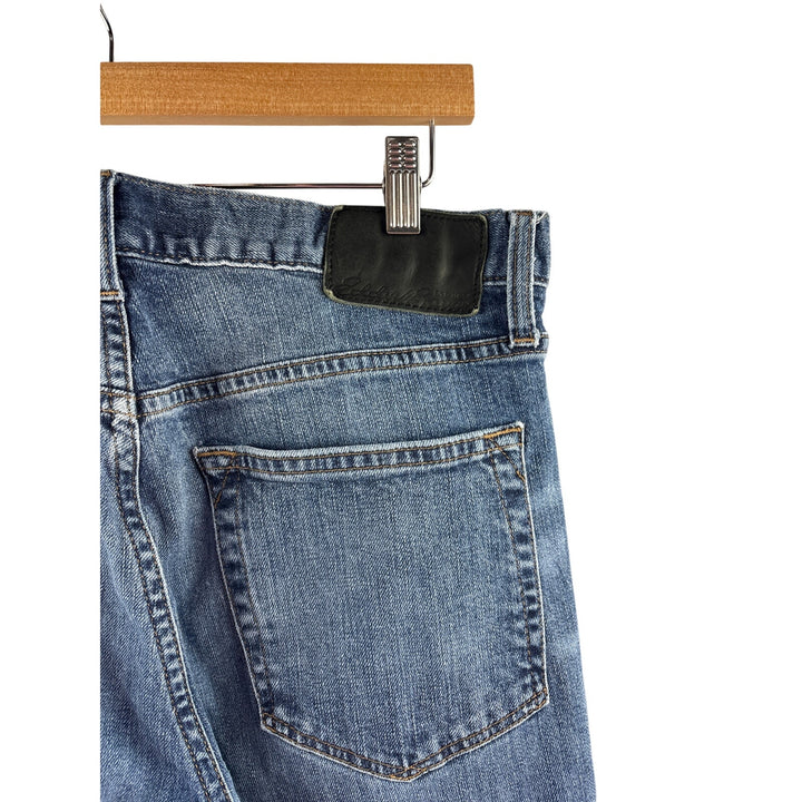 Men’s Eddie Bauer Size 34/32 Medium Washed Blue Jeans