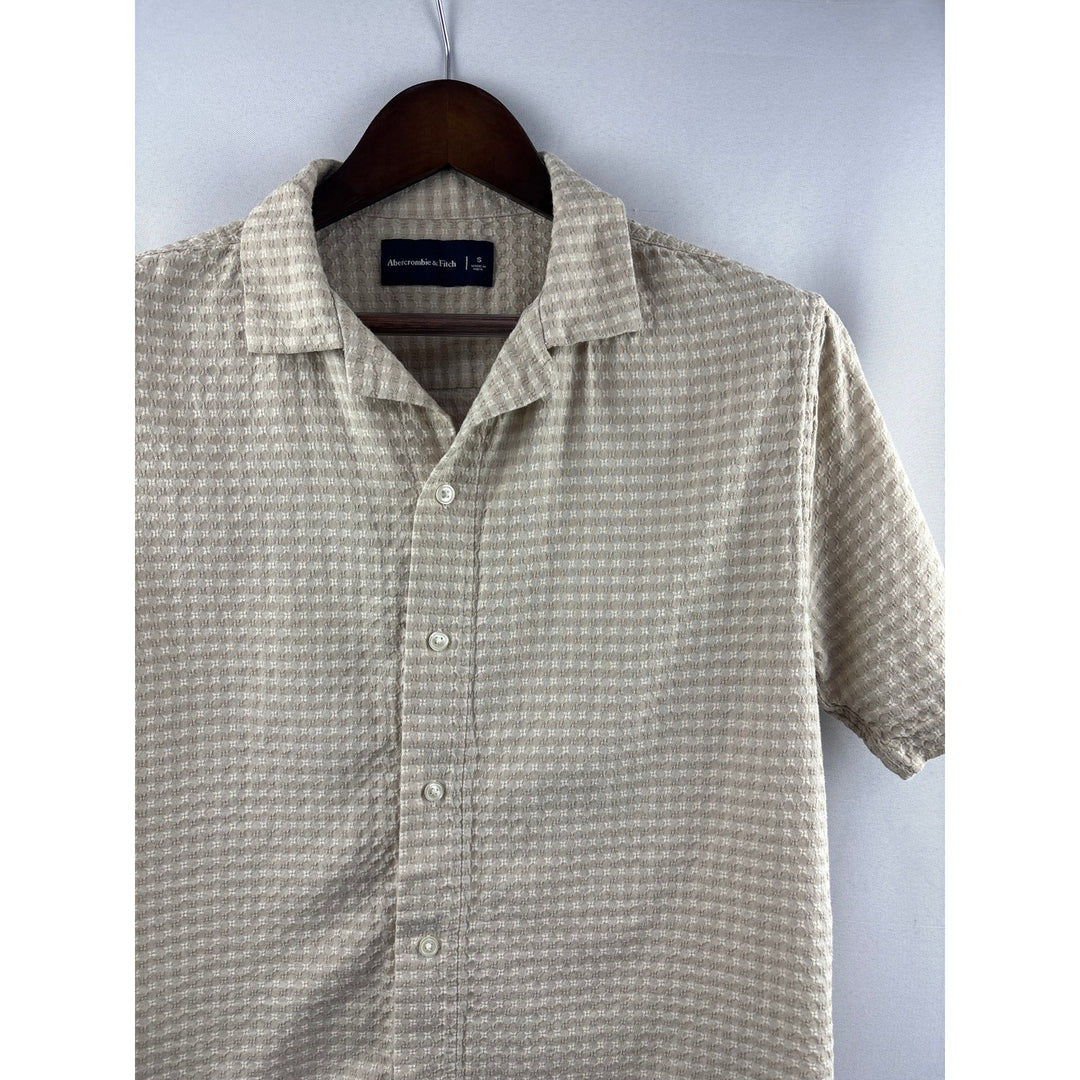 Men’s Abercrombie & Fitch Small Tan & Cream Short Sleeve Button Up
