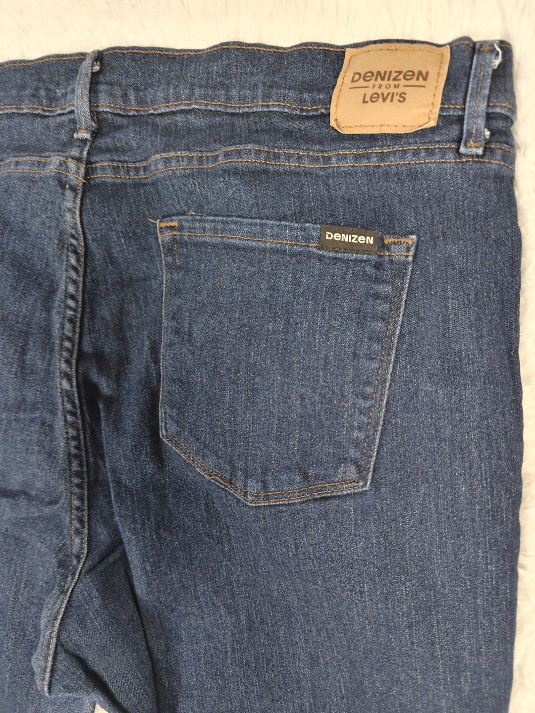 Womens Denizen From Levis High Rise Straight Leg Jeans Dark Blue Size 18M