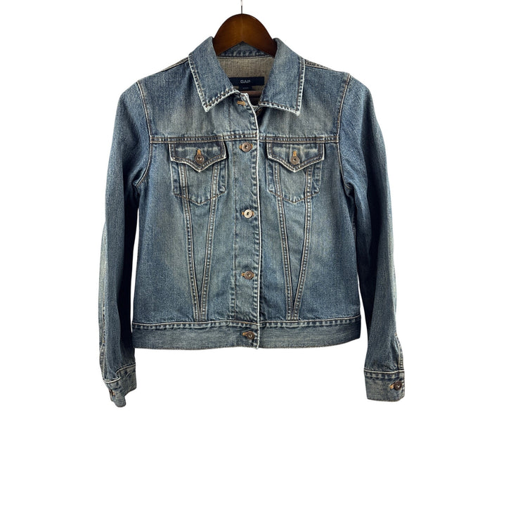 Women’s Vintage GAP Large Light Wash Blue Jean Jacket