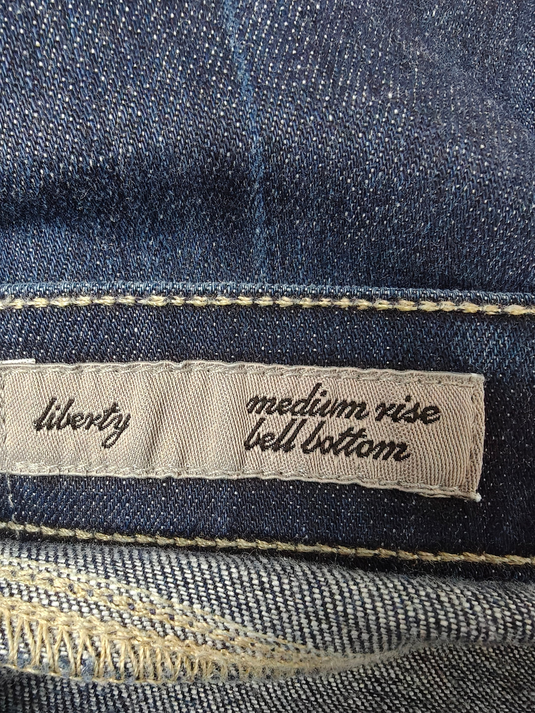 Womens Citizens Of Humanity Bootcut Jeans Dark Blue Denim Size 32