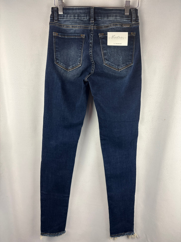 Women’s KanCan Signature Size 26 Dark Blue Skinny Jeans