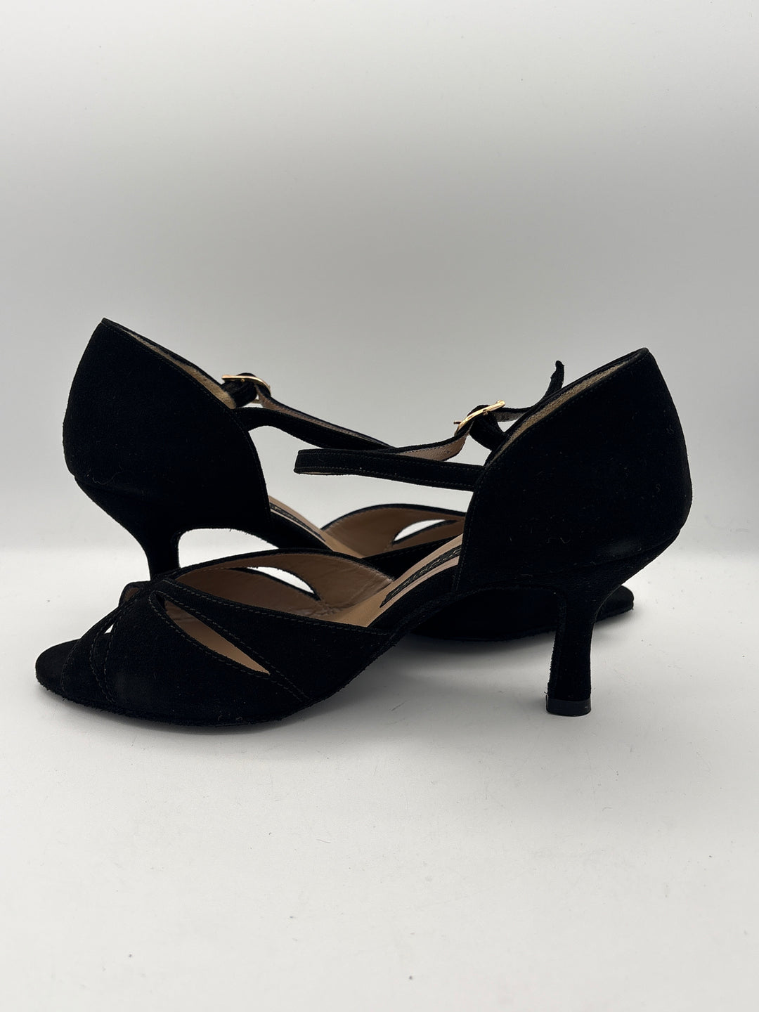 Women’s Arika Nerguiz Size 8.5 Black Suede Black Kitten Heel