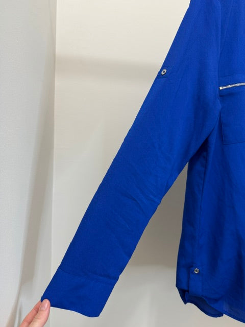 Calvin Klein Royal Blue Zip‑Pocket Roll‑Tab Blouse SzL