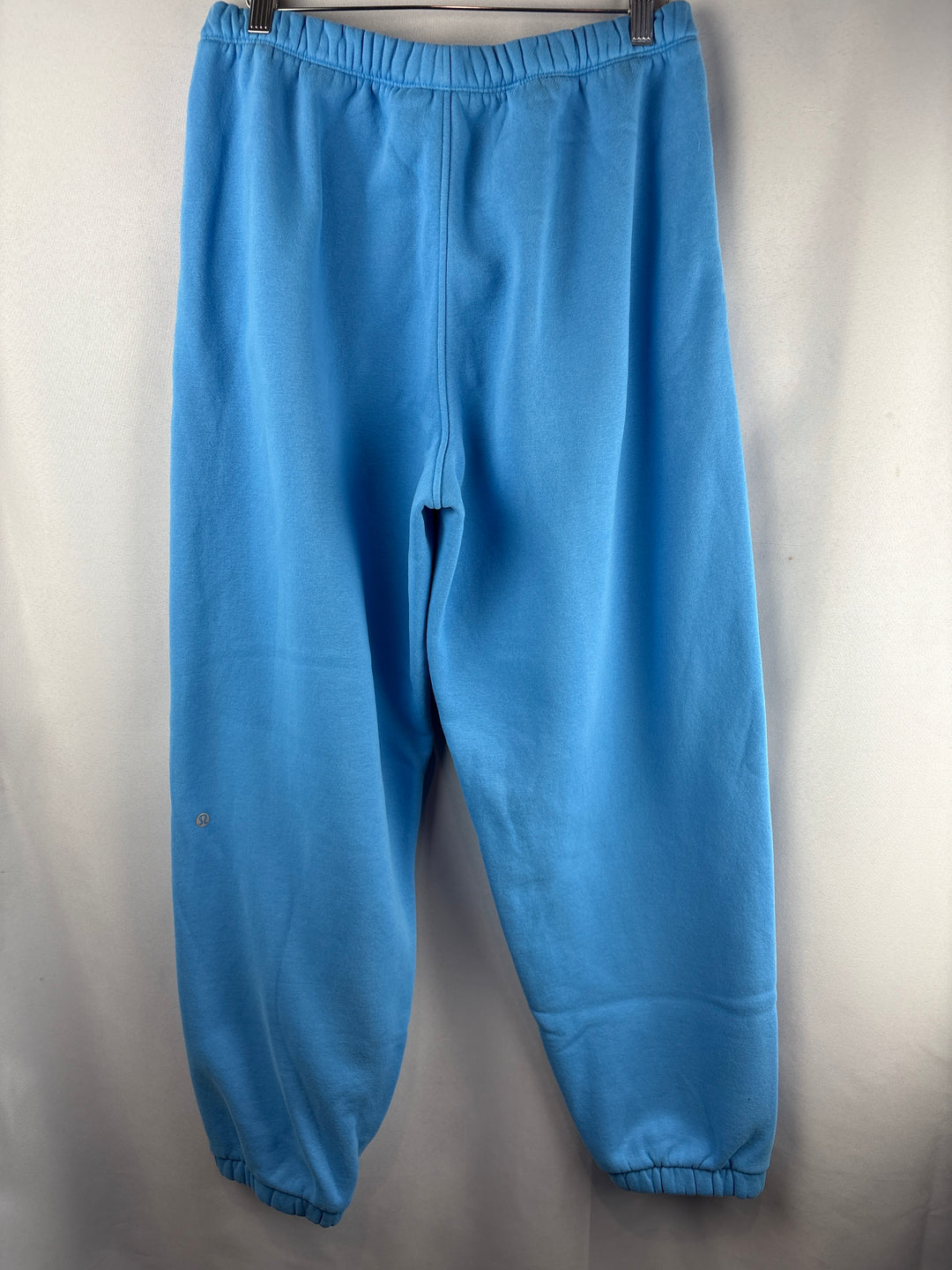 Women’s LuluLemon Medium Sky Blue Sweatpants